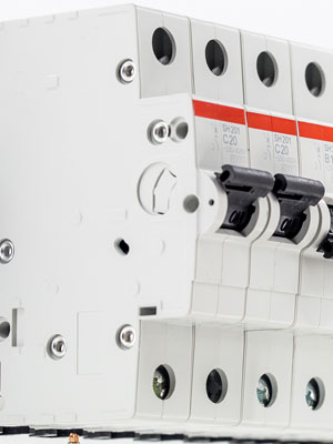 Mahi Switchgears